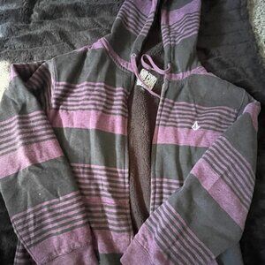 Vintage 2000 Volcom Sherpa-Lined Zip-Up Hoodie – Men’s 🖤💜